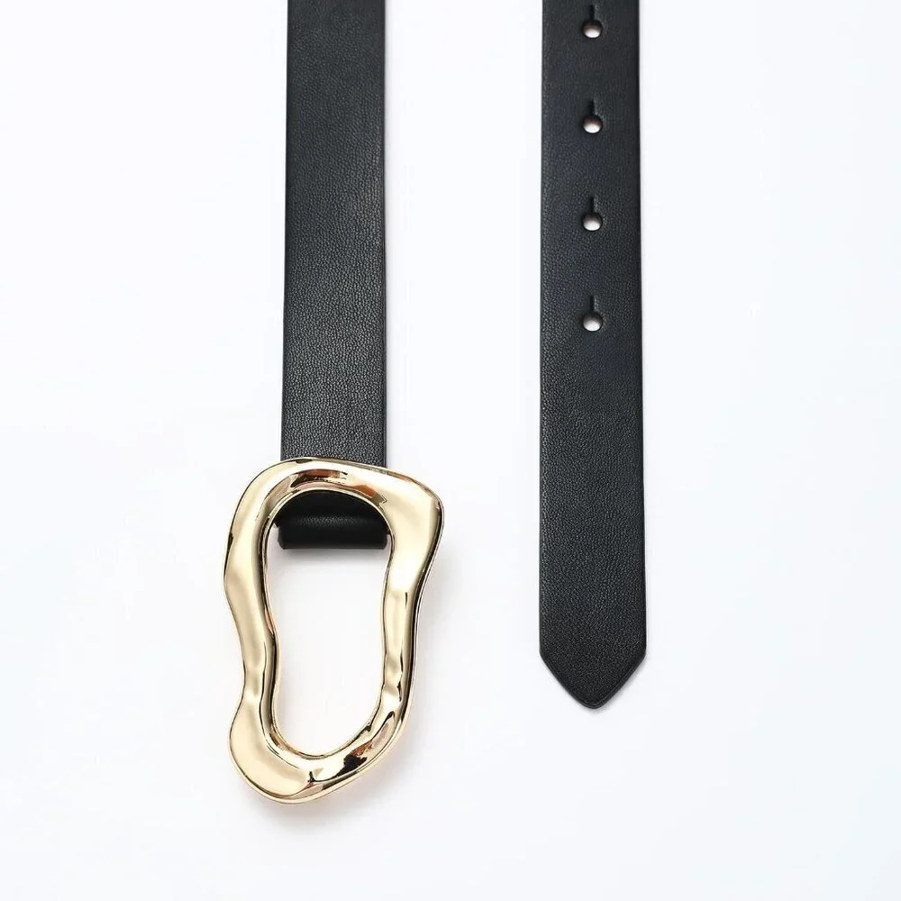 Women's Black Stylish Gold Buckle Fashion Leather Waist Belt Perfect For Jeans